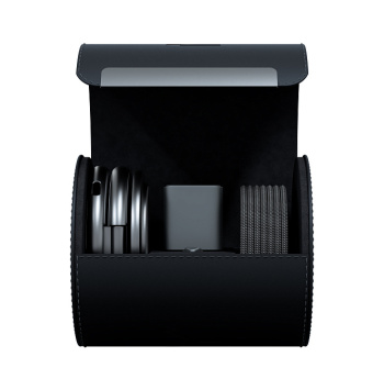Беспроводное зарядное устройство Magssory Disc Pro Signature Edition 3 in 1 для Apple, Titanium на фоне в магазине Nice case